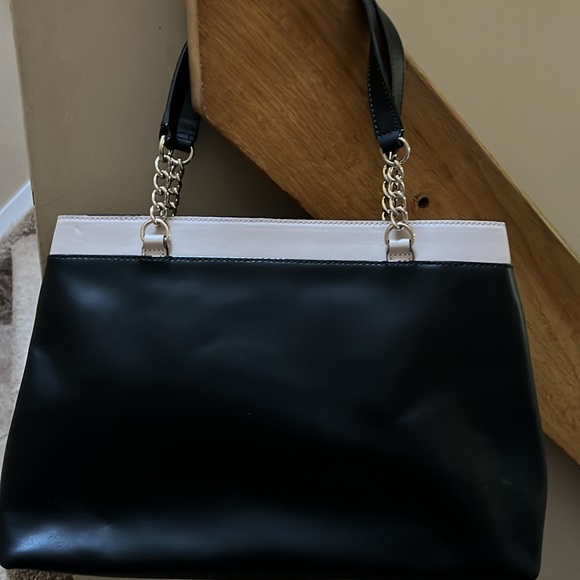 Kate Spade Shoulder Bag with Bow EUC - Picture 3 of 7